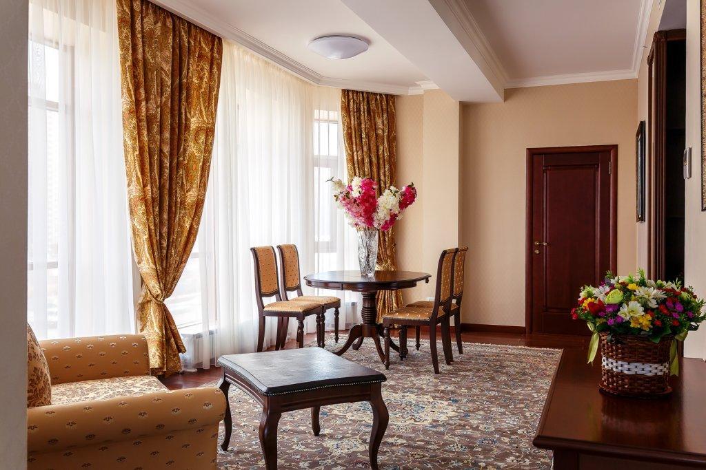 Alanda Hotel Астана Экстерьер фото